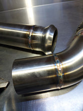 Load image into Gallery viewer, Clio 4 RS220 Downpipe/flex pipe
